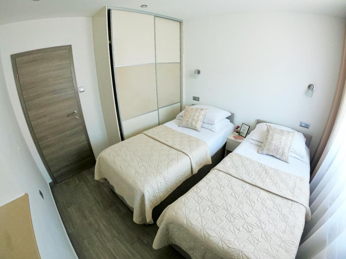 Apartment Stela - Private Terrace & Parking Zadar Exteriér fotografie