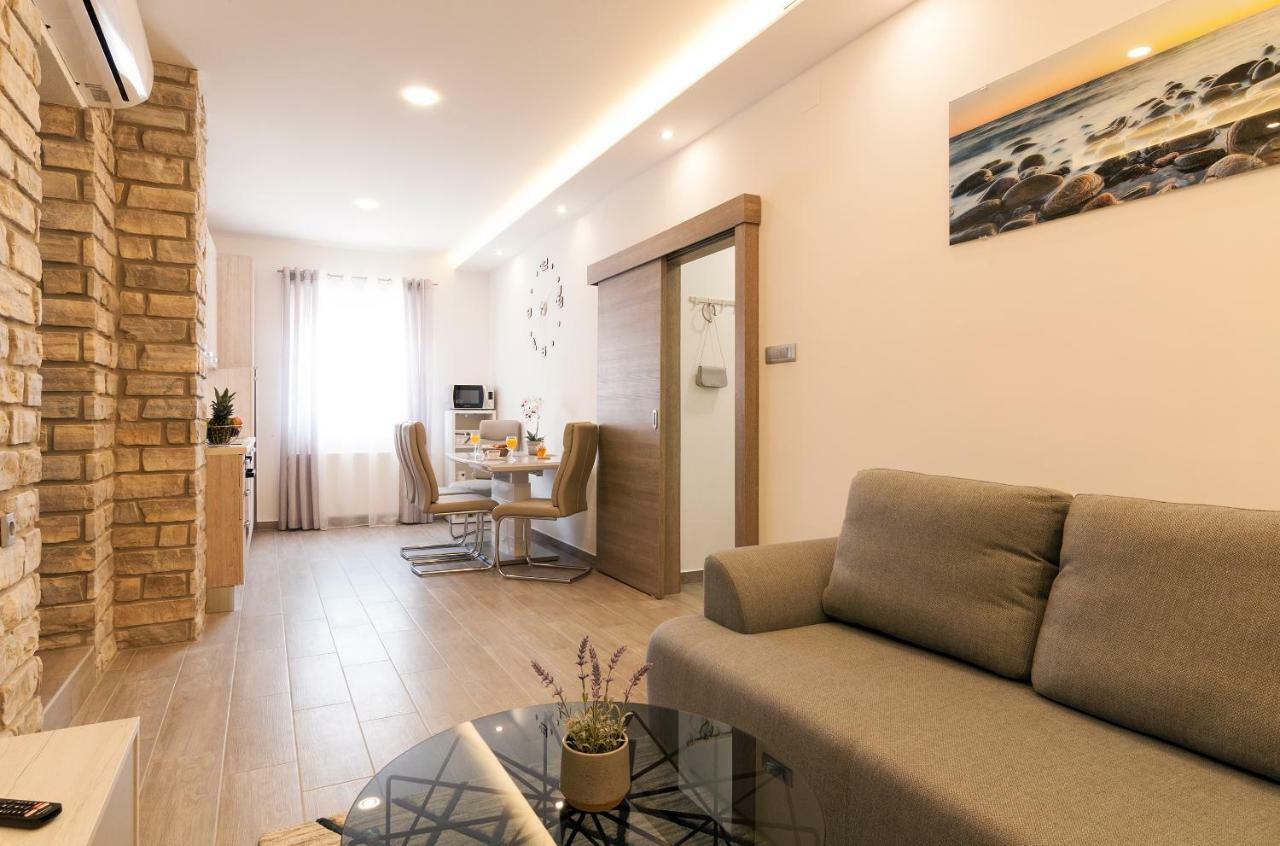 Apartment Stela - Private Terrace & Parking Zadar Exteriér fotografie